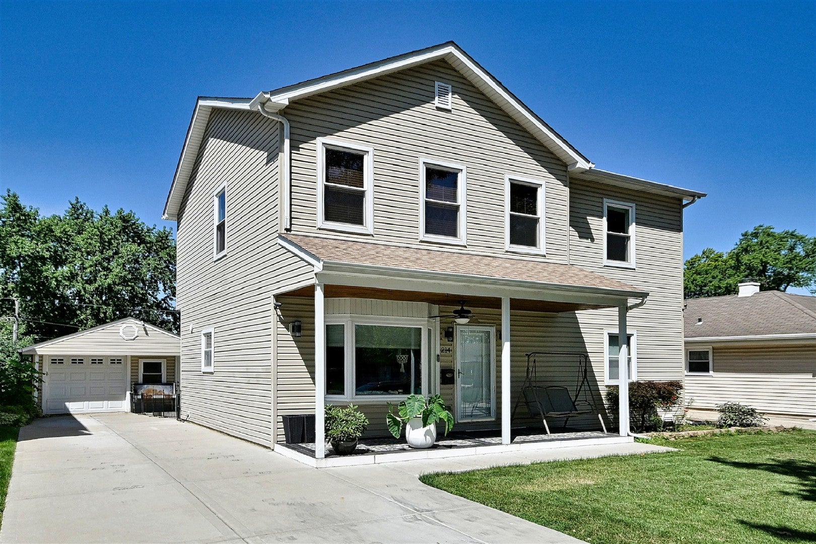 214 N William Street — photo