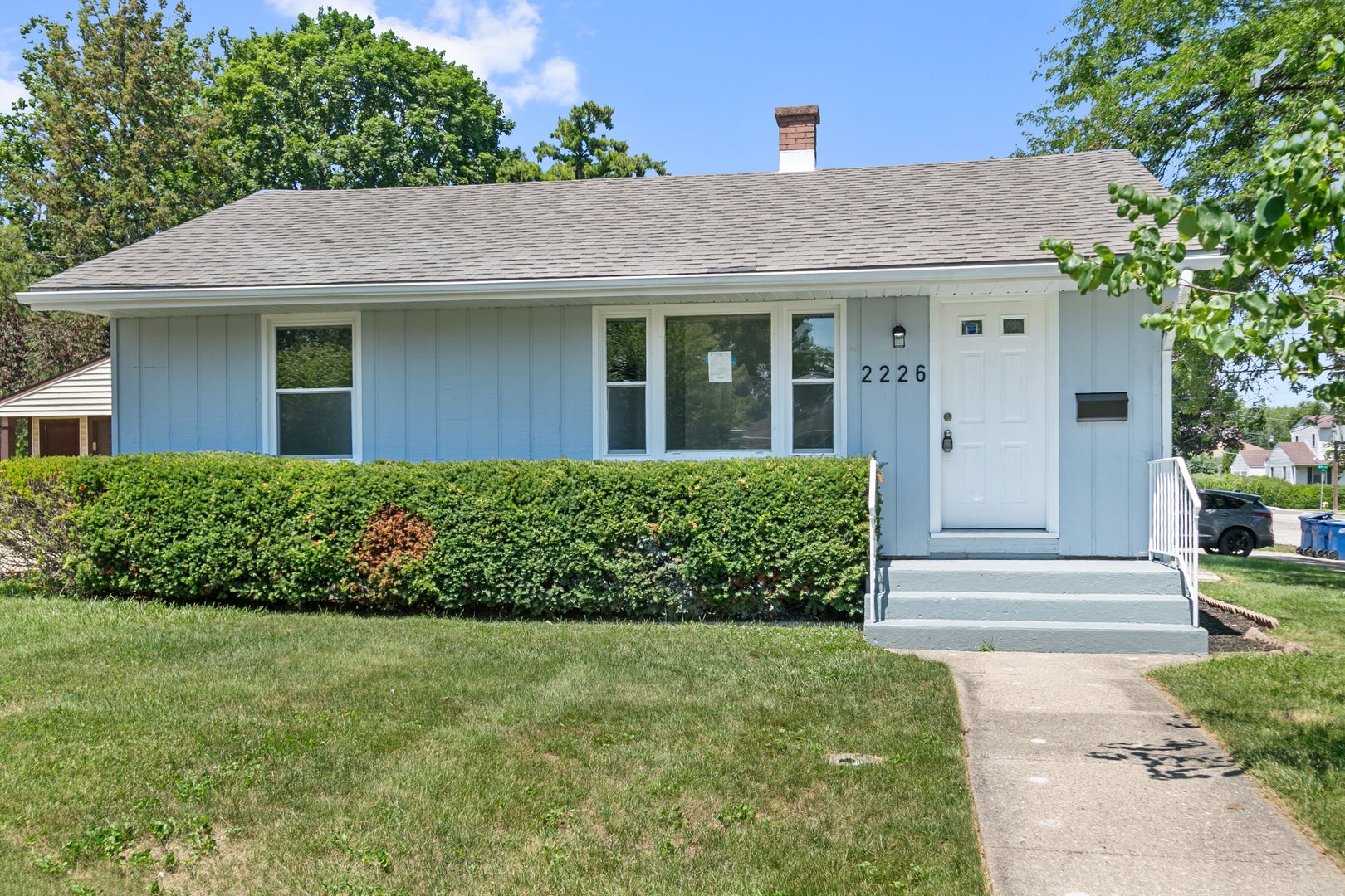 2226 Marshall Parkway — photo