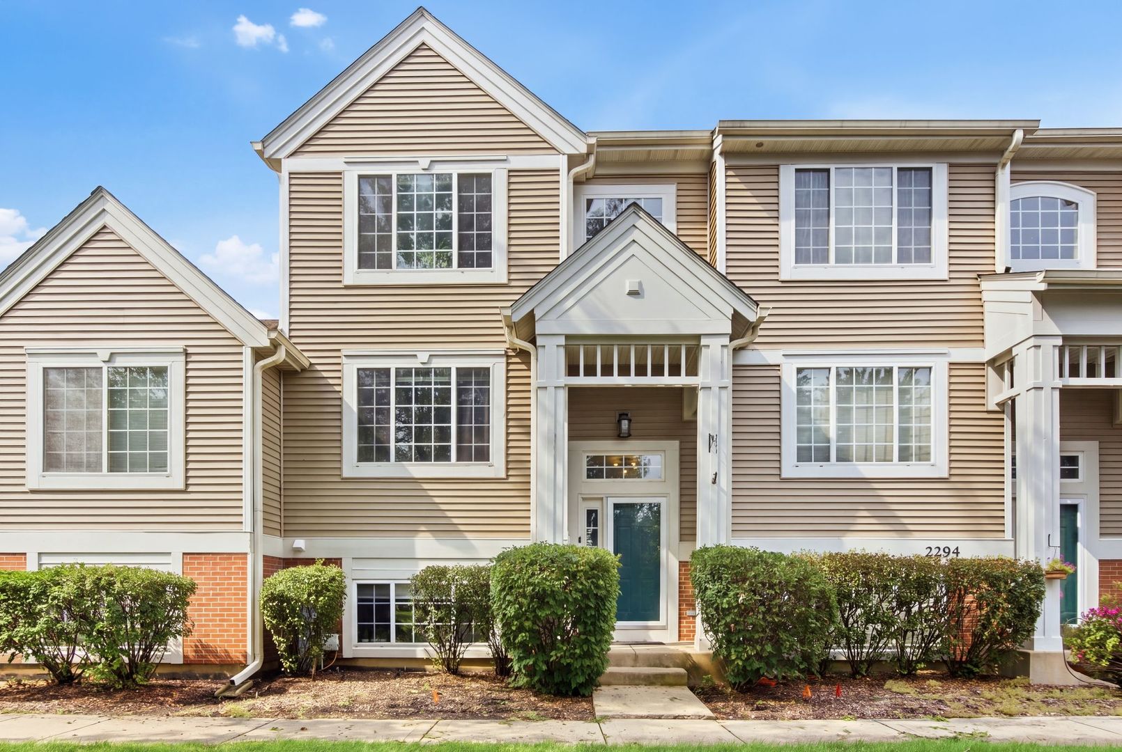 2292 Daybreak Drive — photo
