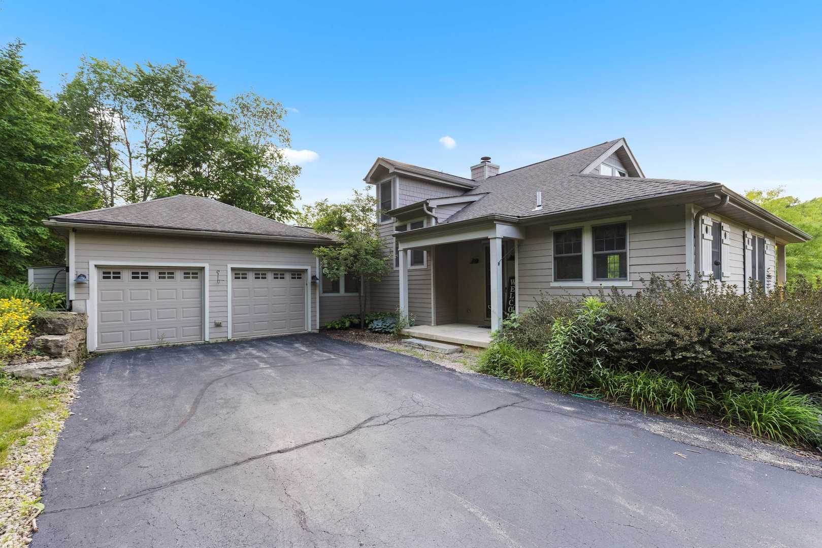 33 Sugarcreek Trail — photo