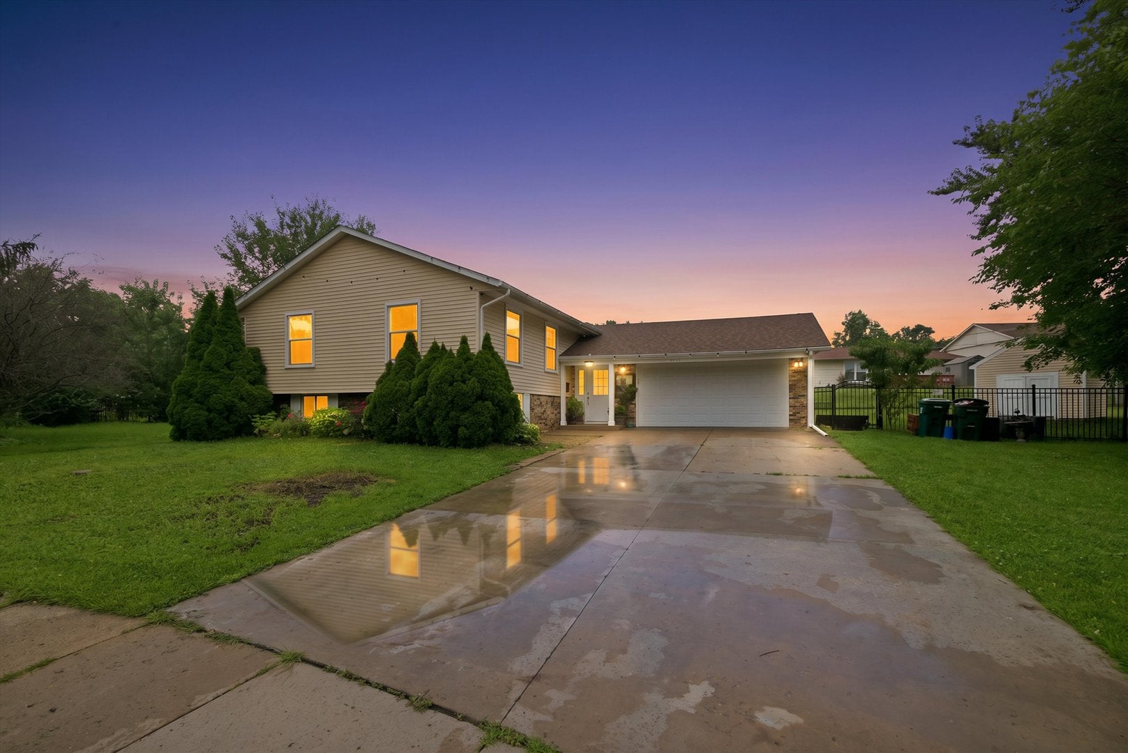 1204 Lincoln Court — photo