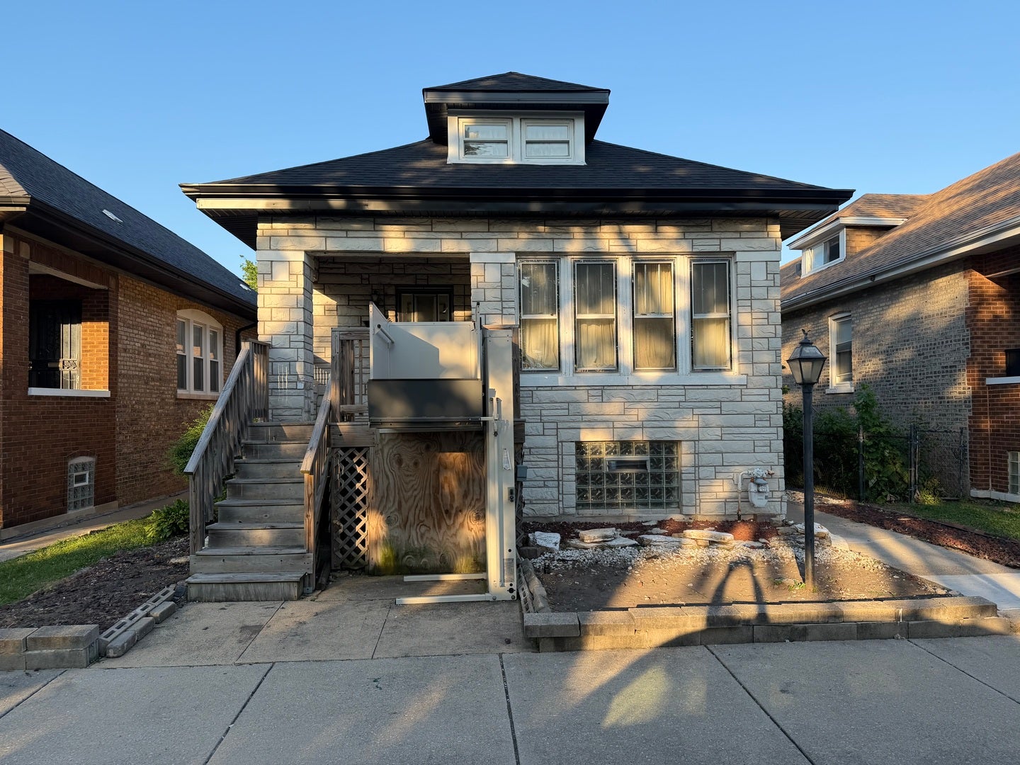8753 S Laflin Street — photo