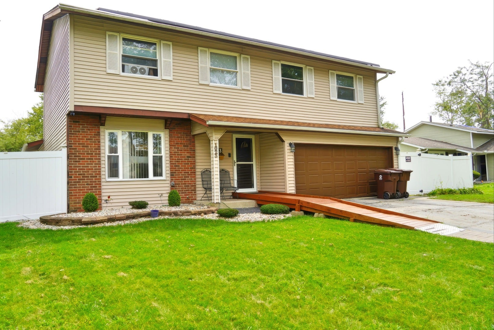 1023 Ashridge Lane — photo