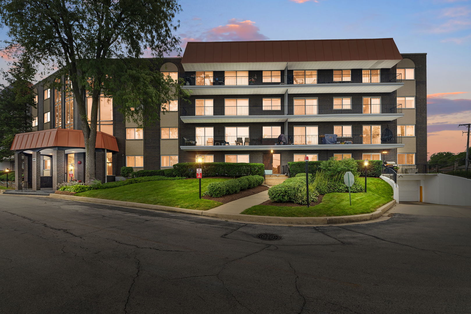 4949 Golf Road 310 — photo