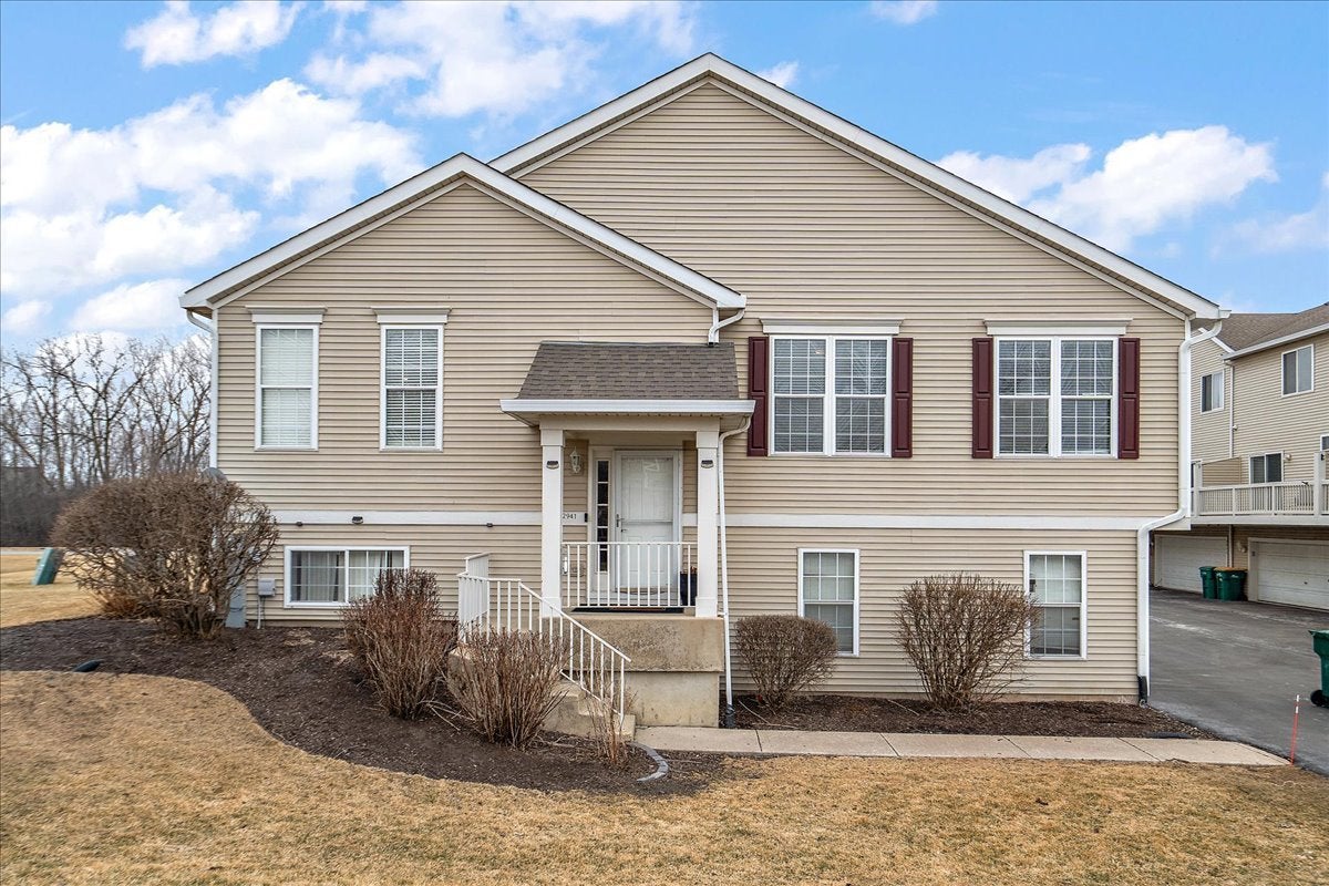 2941 Woodside Drive — photo
