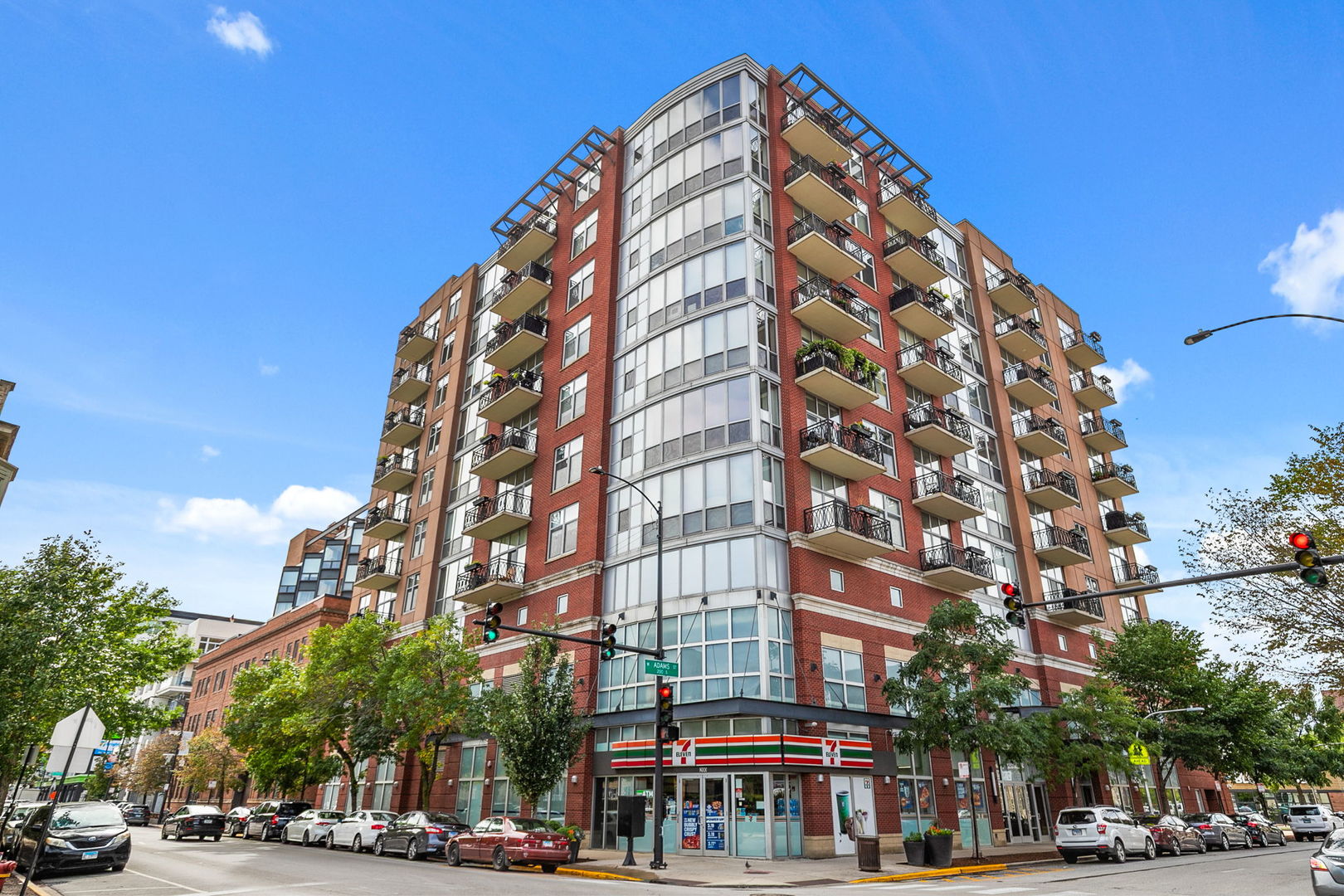 1201 W Adams Street 801 — photo