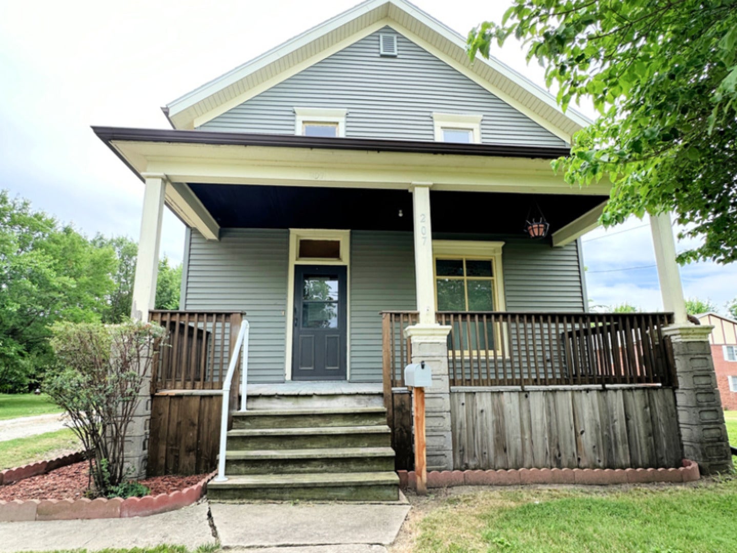 207 Cottage Street — photo
