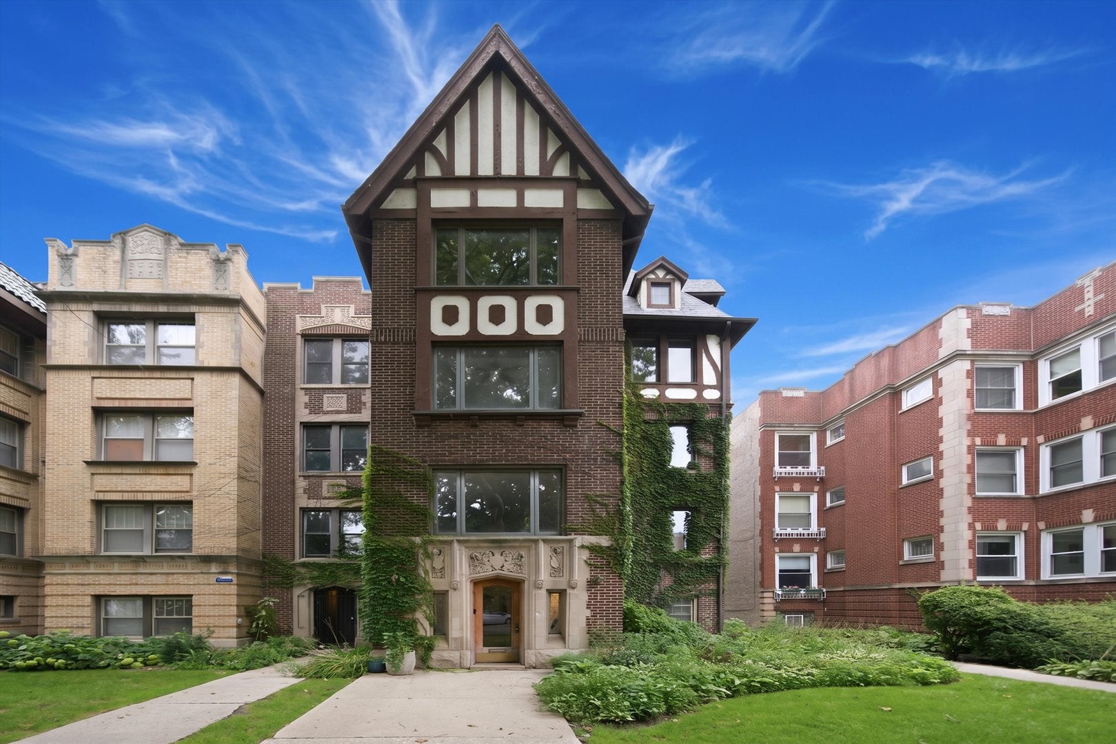 1354 W Greenleaf Avenue 1B — photo