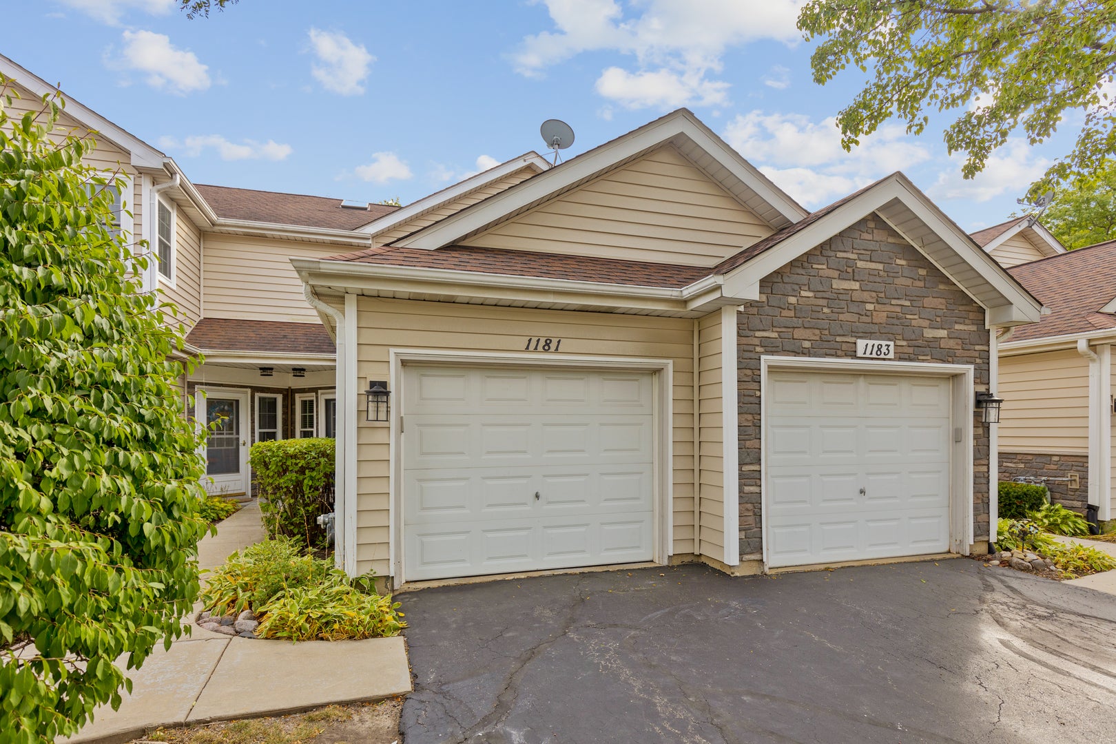 1181 Regency Drive — photo
