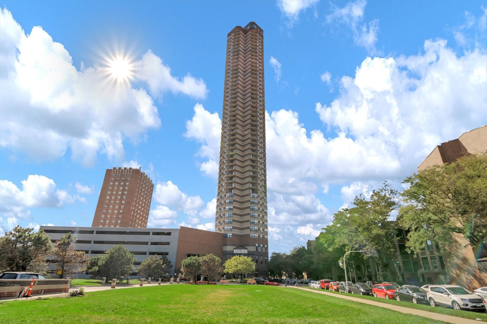 3660 N Lake Shore Drive 2401 — photo