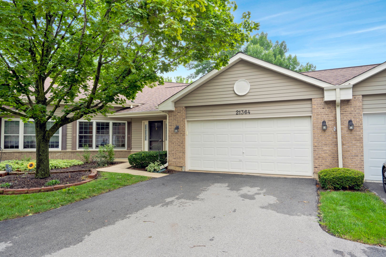 21364 Silktree Circle 21364 — photo