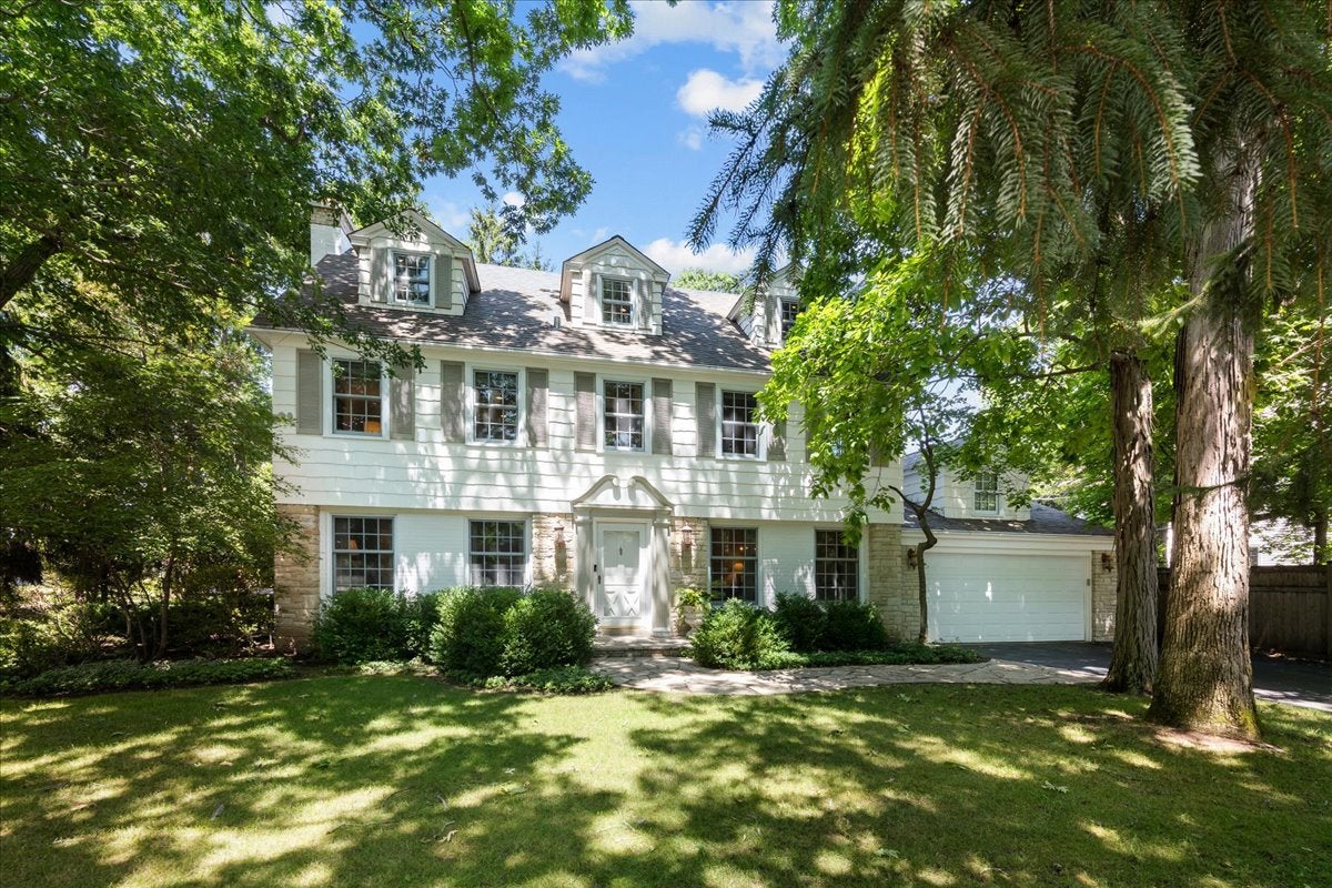 251 Oakland Drive — photo