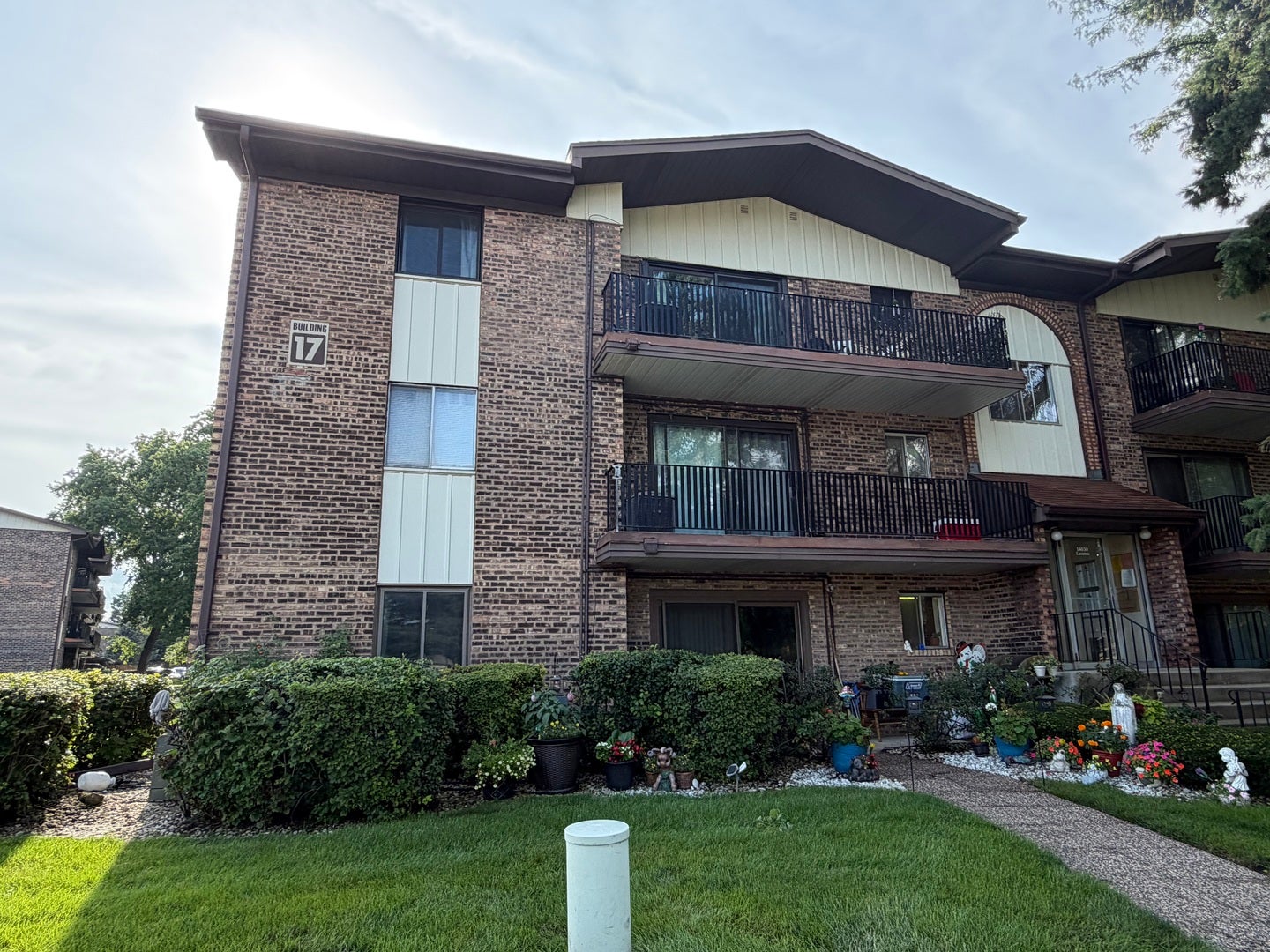 14030 Laramie Avenue 1707 — photo