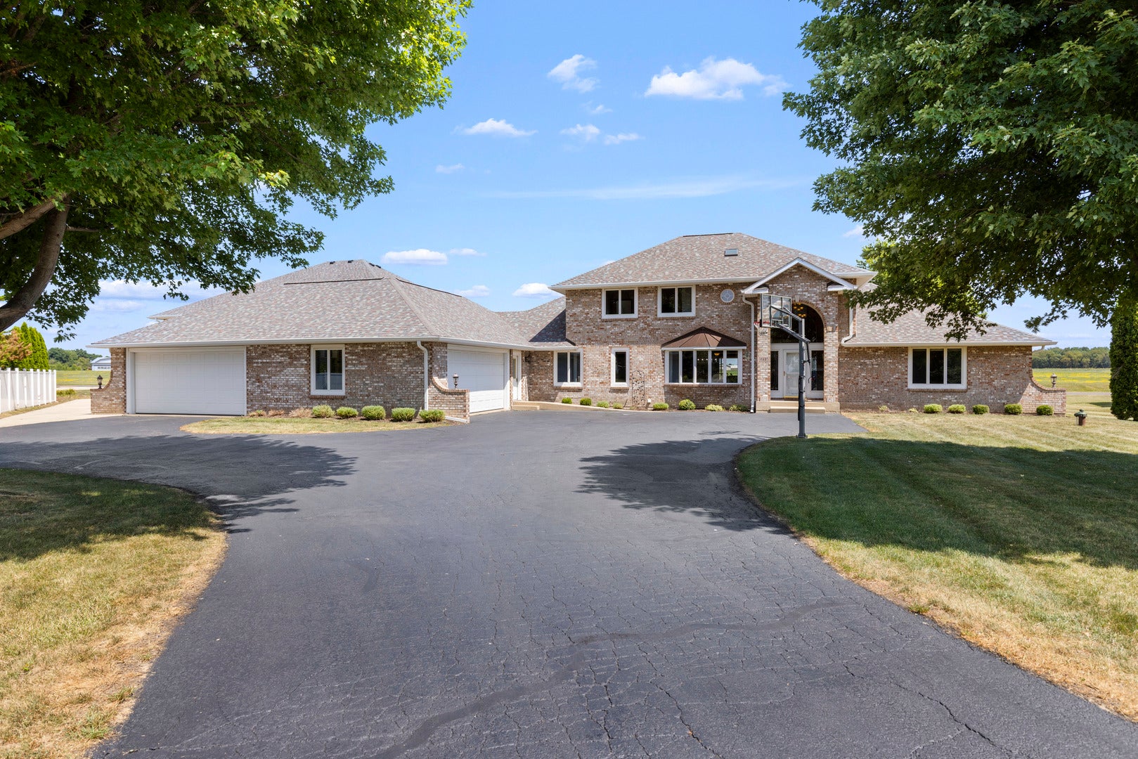 2601 Cessna Circle — photo