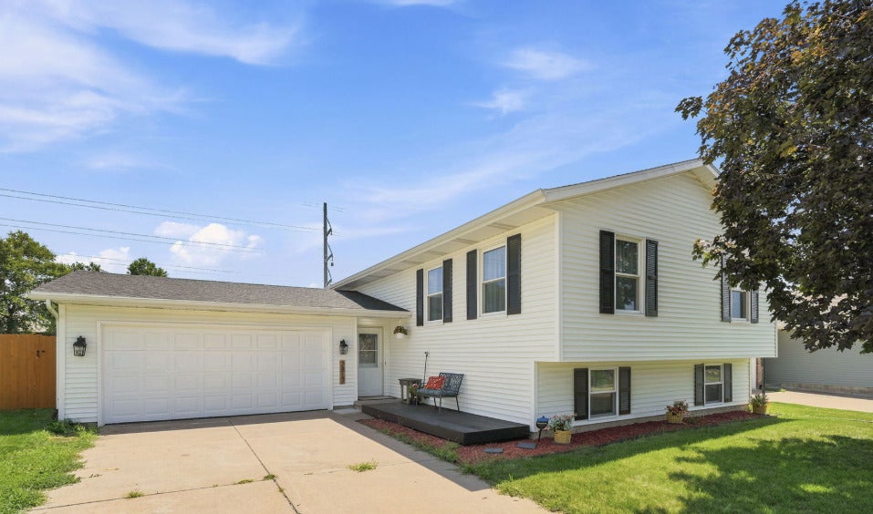 2817 High Point Drive — photo