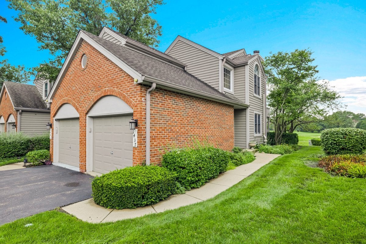 1437 Aberdeen Court 93 — photo