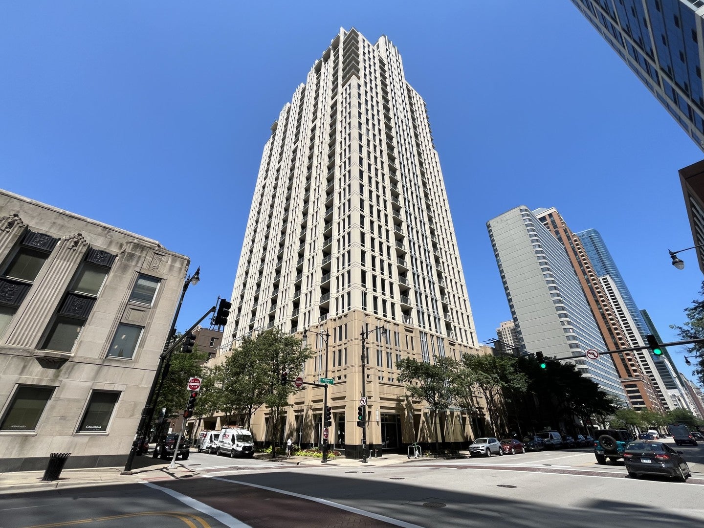 1250 S Michigan Avenue 1209 — photo