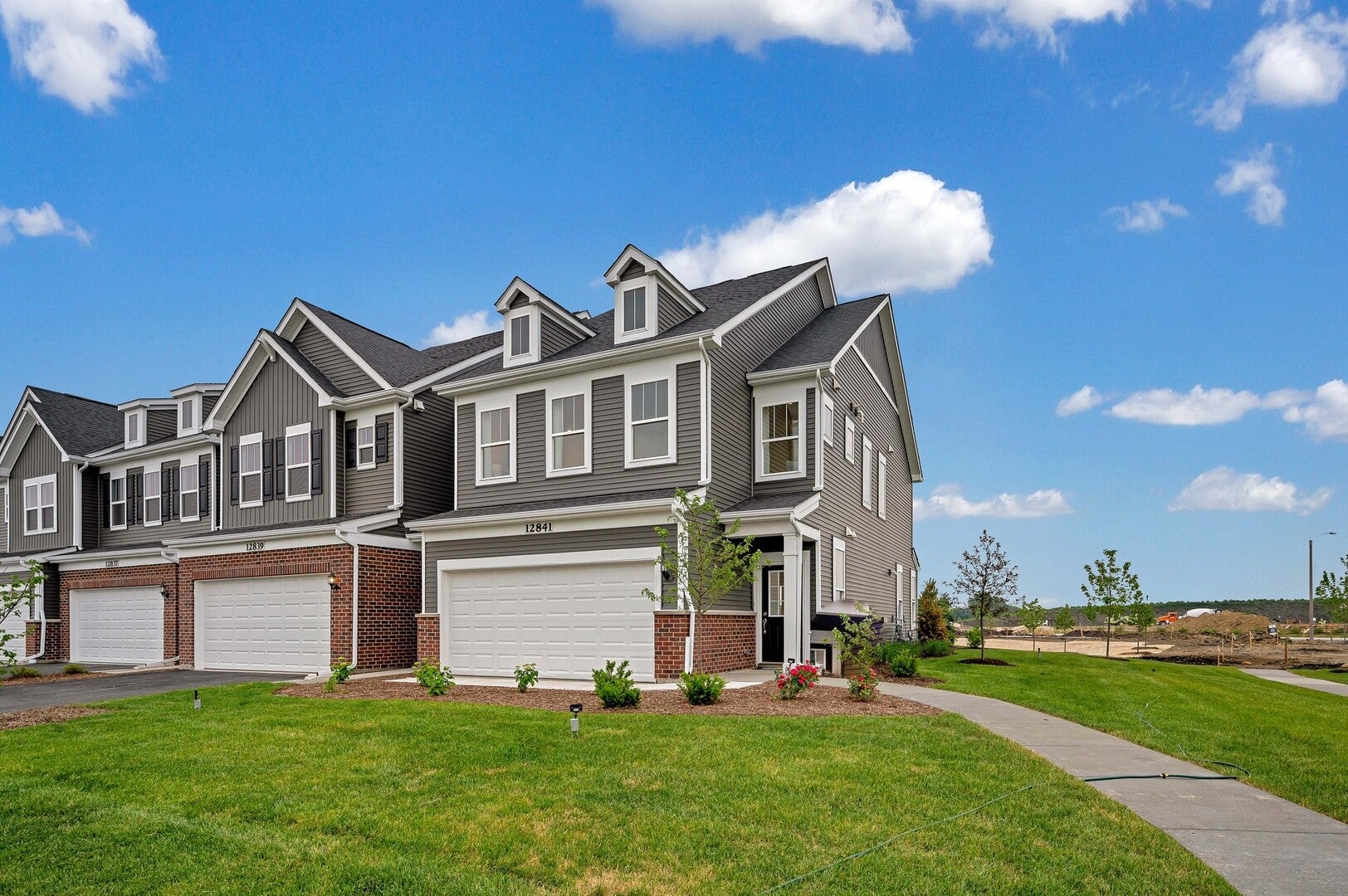 24456 W Kroll Drive 65396 — photo