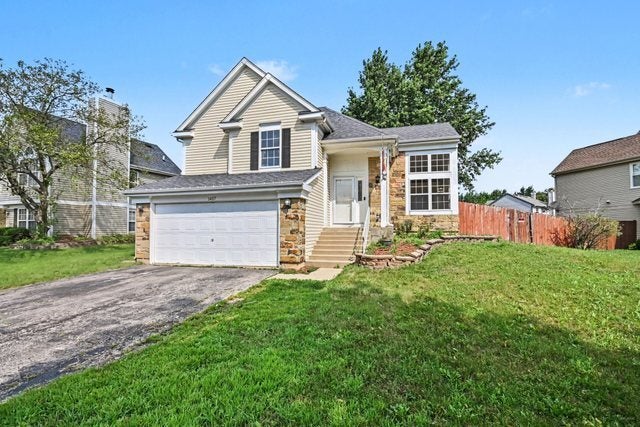 1457 Beaumont Circle — photo