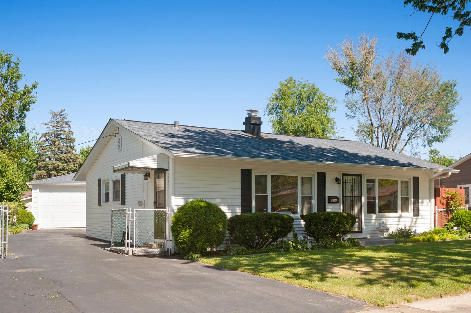 114 McCabe Drive — photo