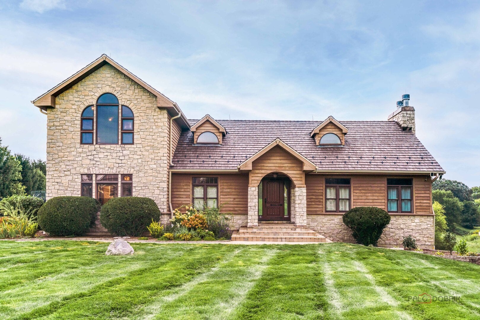 8208 Country Shire Lane — photo