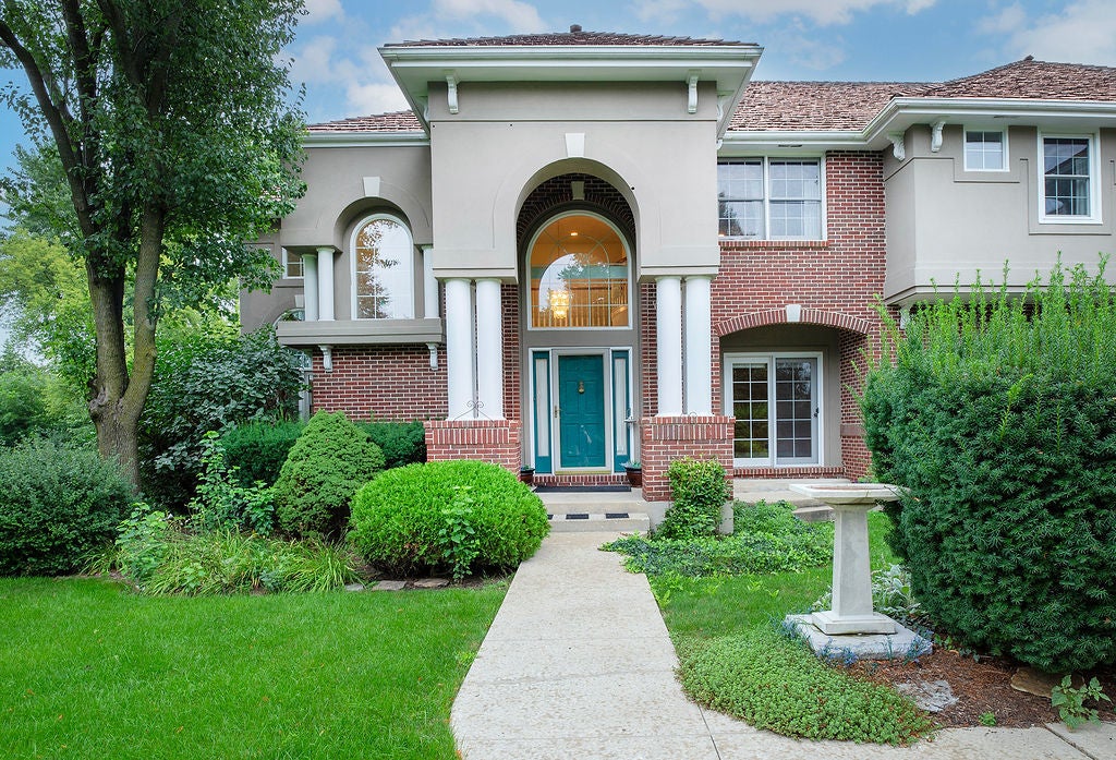 315 Bishop Court — photo