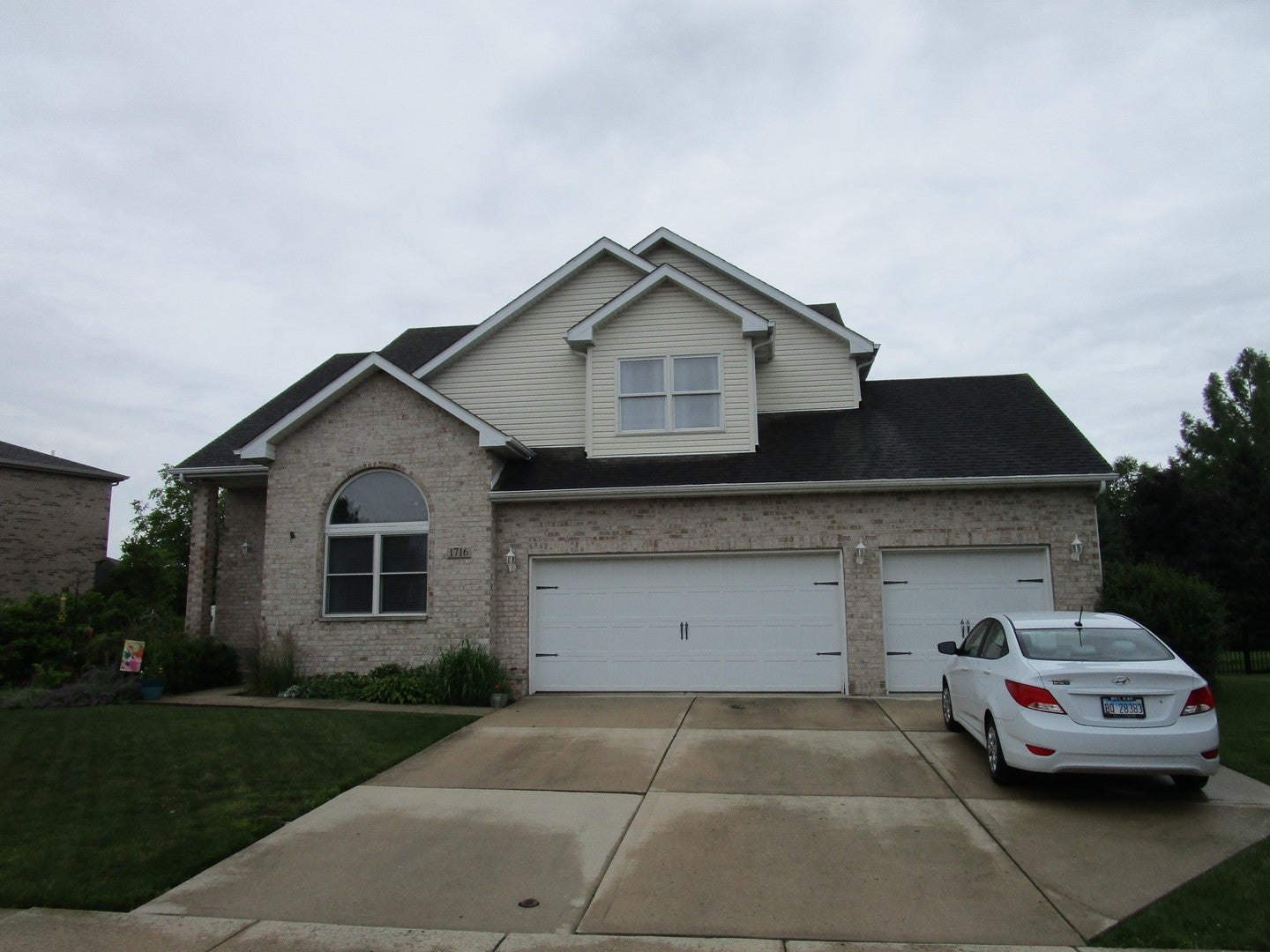 1716 Kingtree Drive — photo