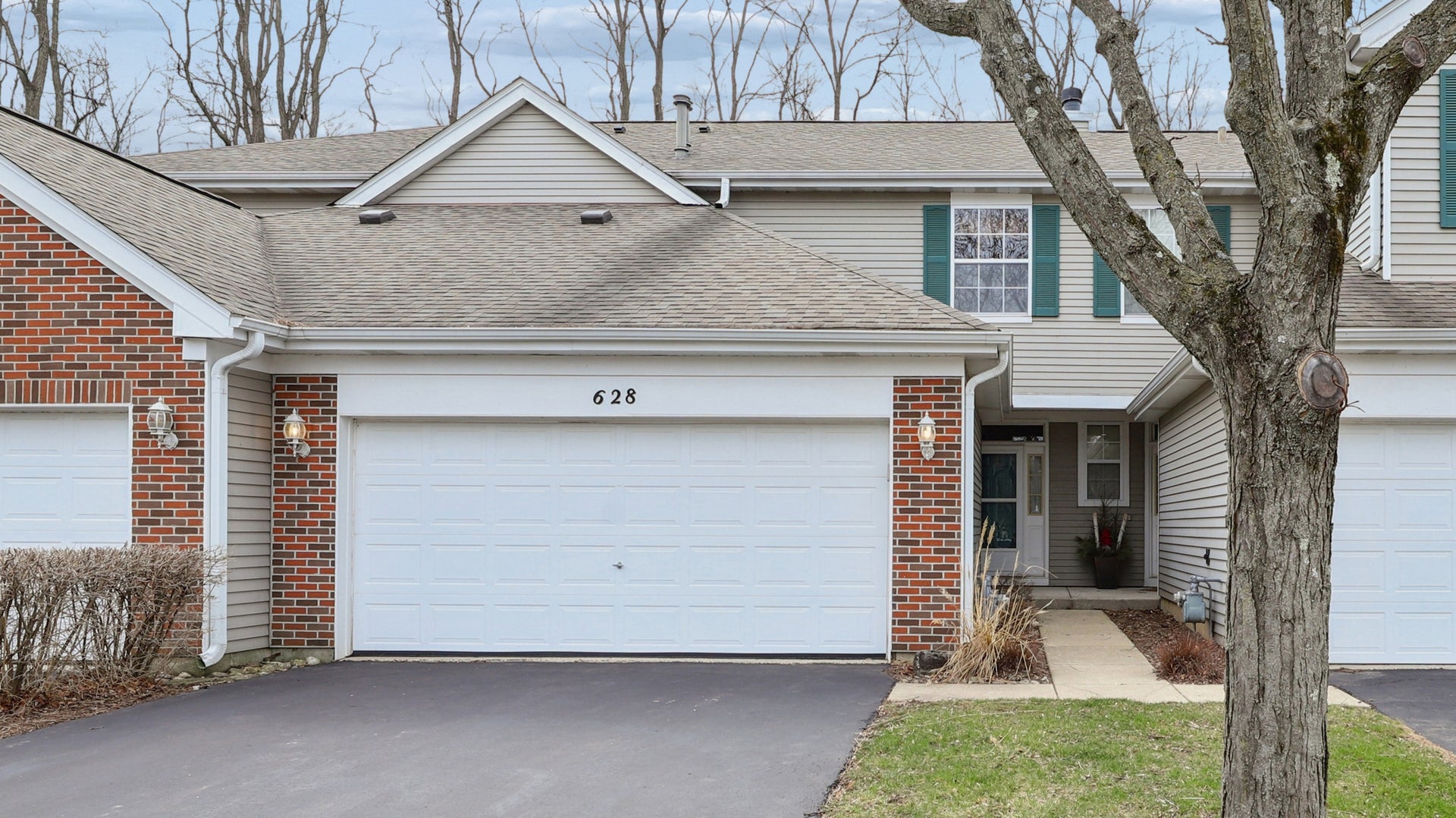 628 King Court 628 — photo