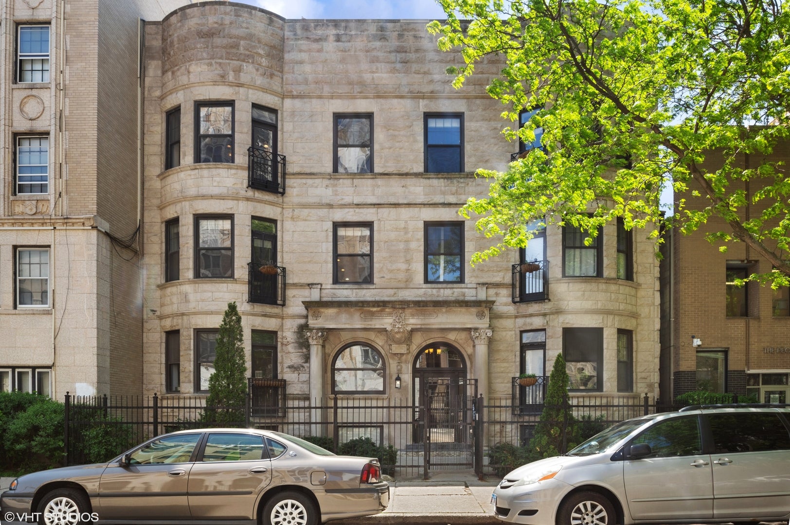929 W Eastwood Avenue Gw — photo