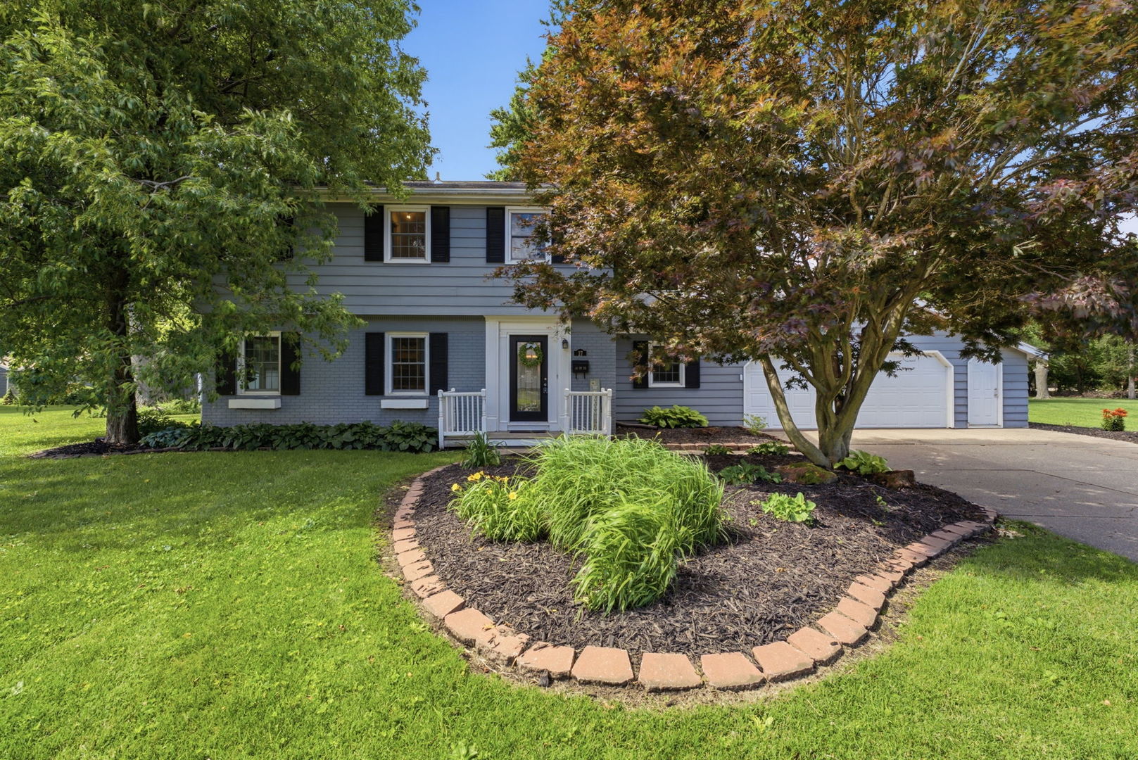 17 Sunset Circle — photo