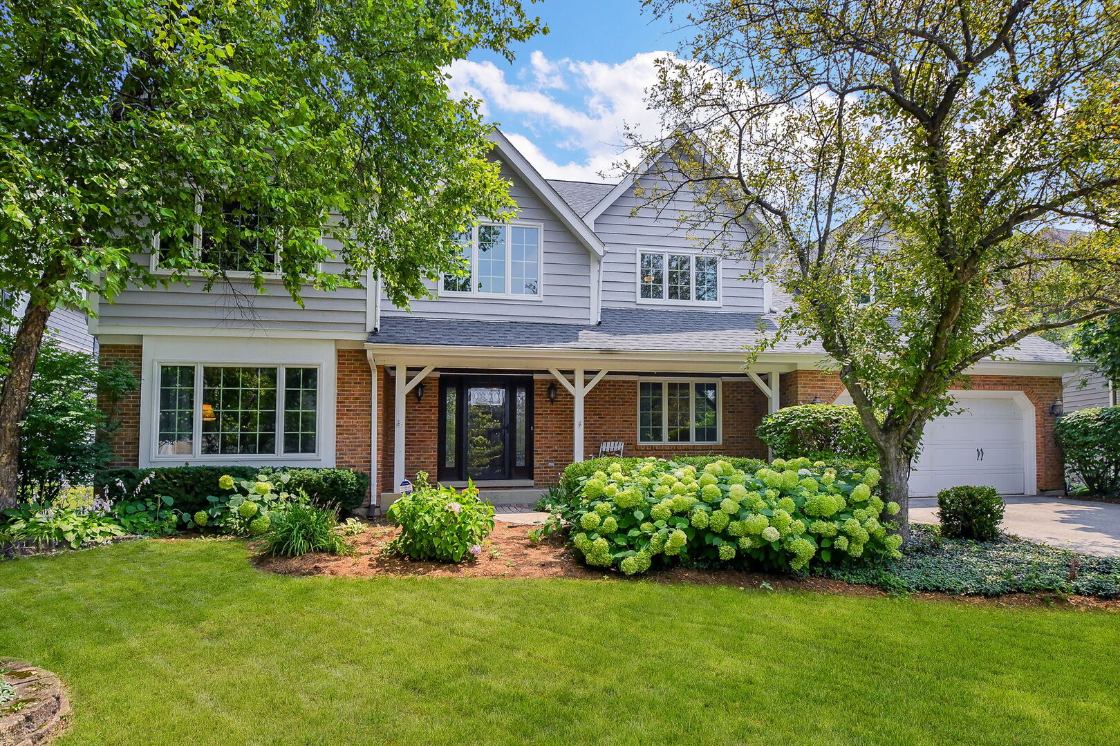 2324 Kalamazoo Drive — photo