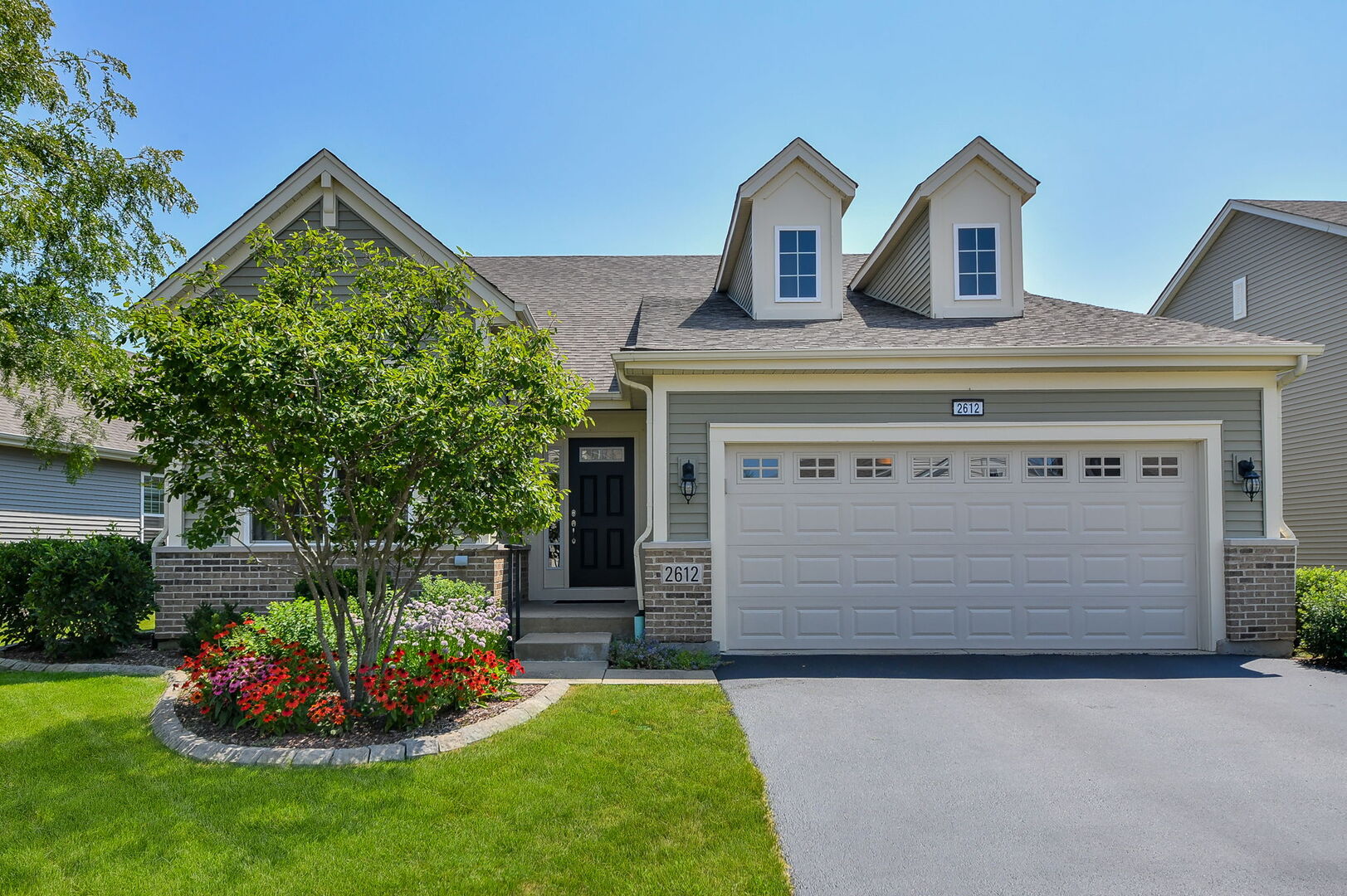2612 Drexel Drive — photo