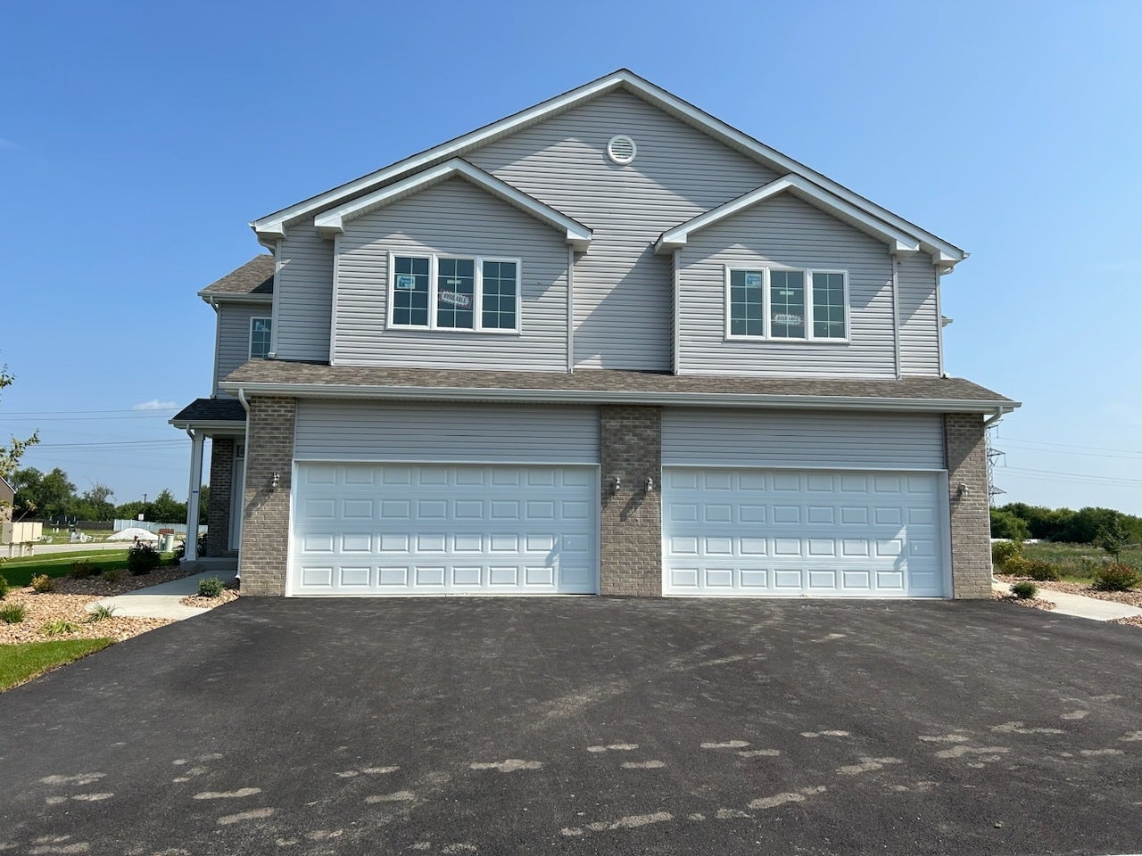 Bldg. 55 Glenbrooke Lane — photo