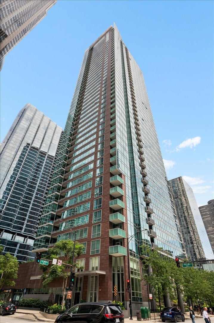 505 N McClurg Court 3706 — photo