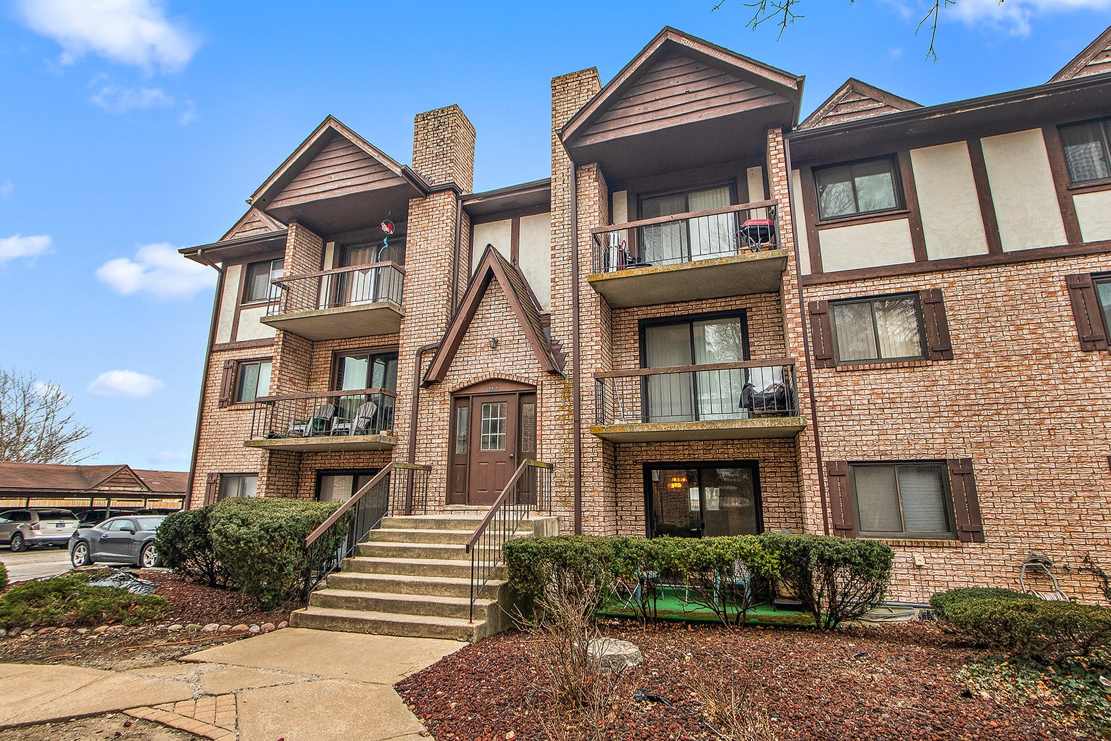 2815 Glenwood Lansing Road 106 — photo