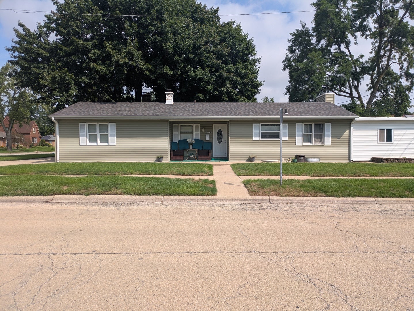 1818 W Monroe Street — photo