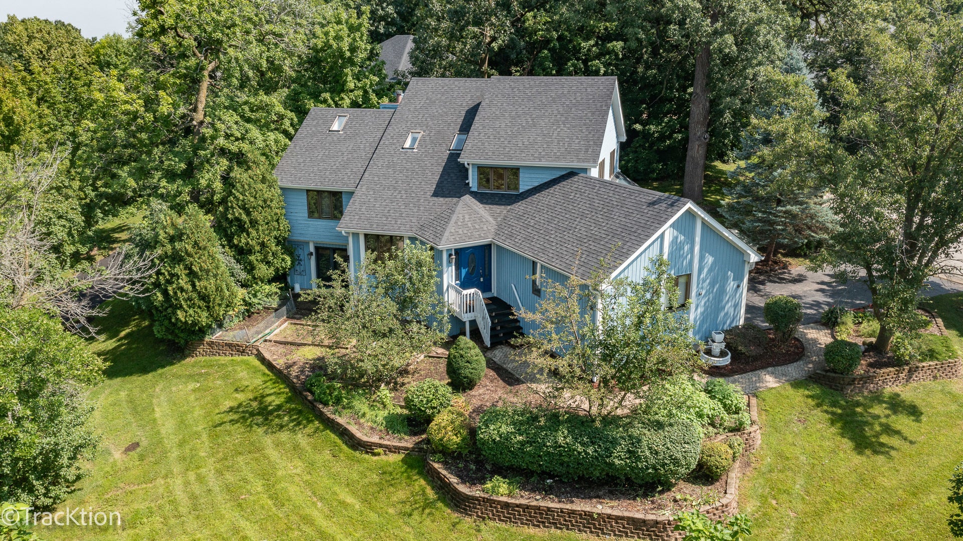 6 Potomac Court — photo