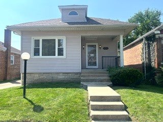 10228 S Carpenter Street — photo