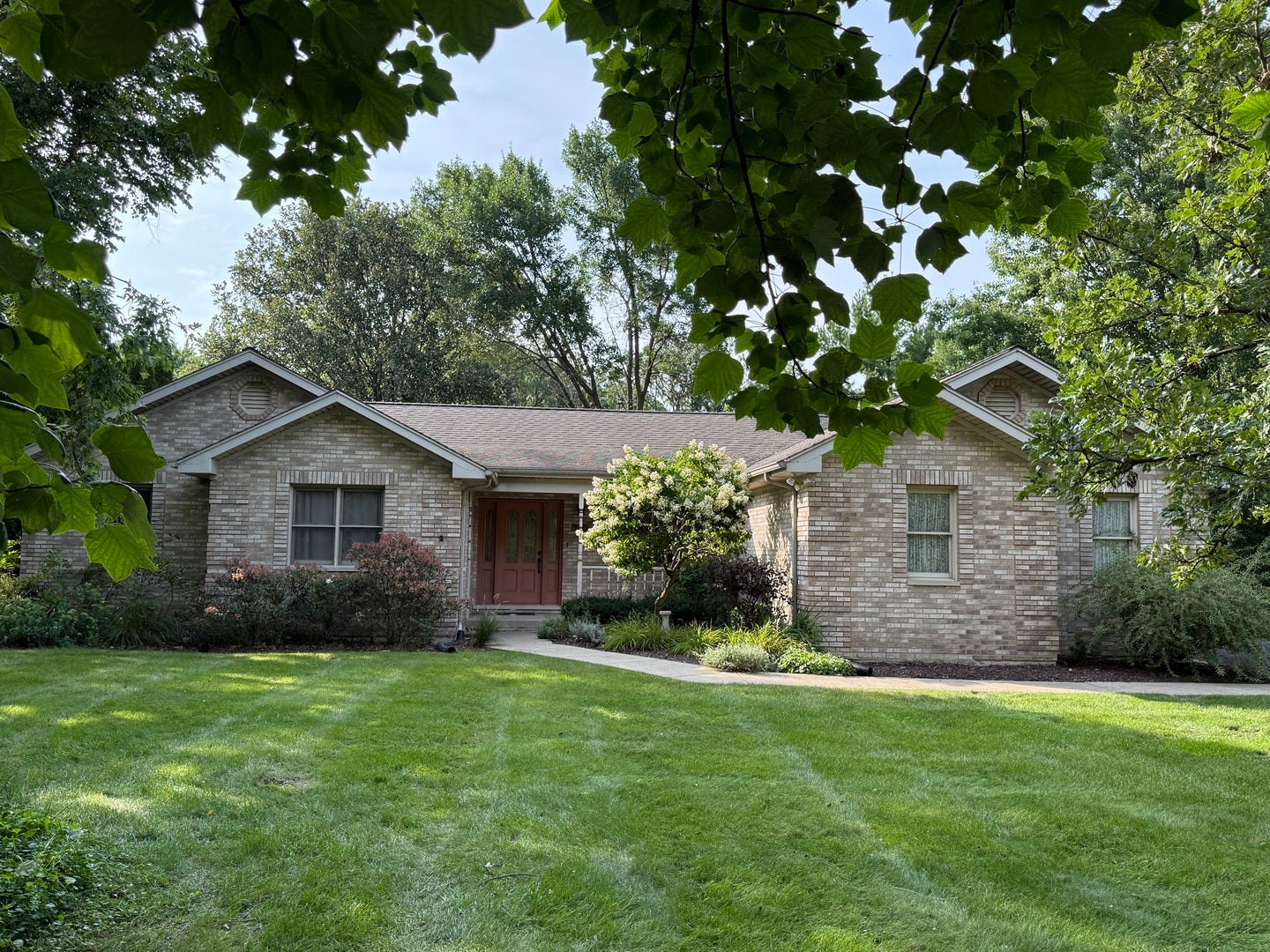 3940 Gloucester Drive — photo