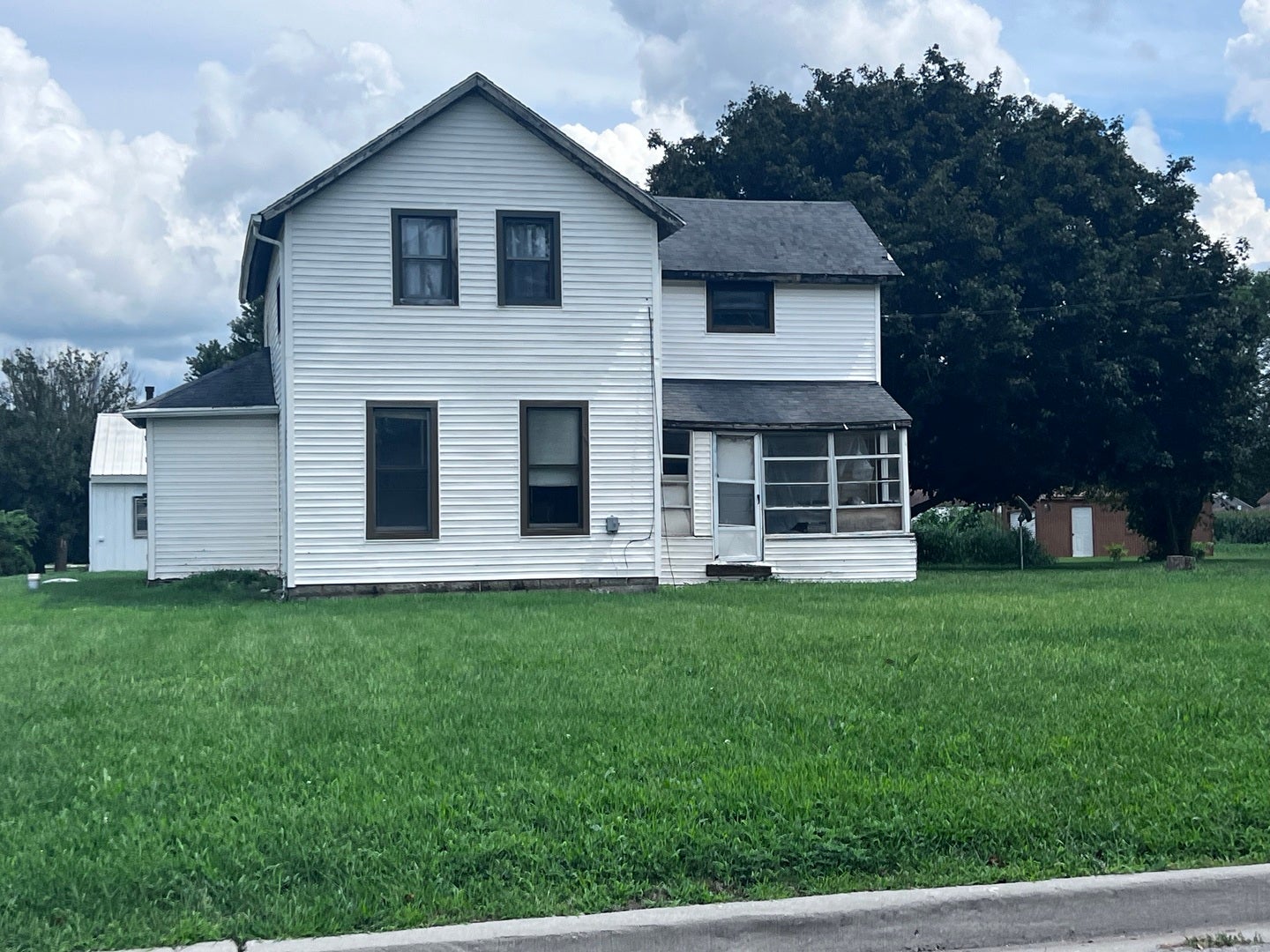 422 N Evergreen Street — photo