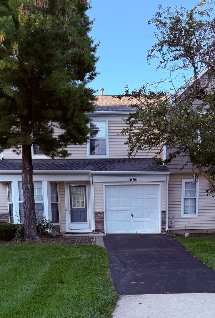1660 College Green Drive — photo