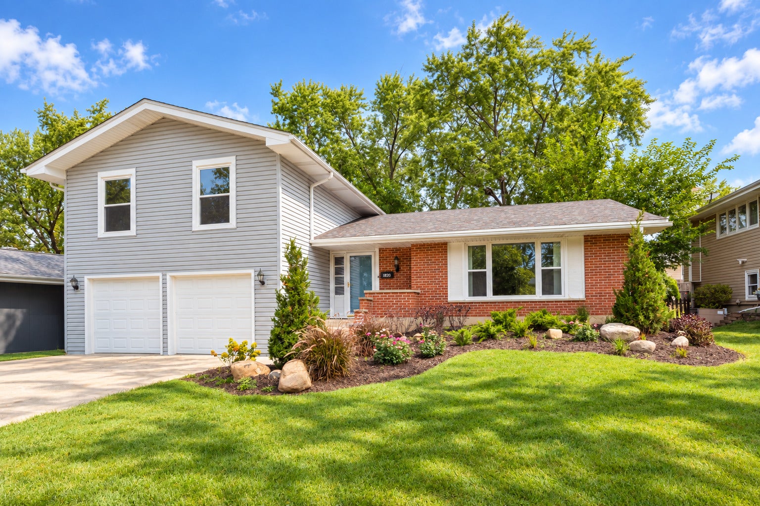 1340 Newcastle Lane — photo