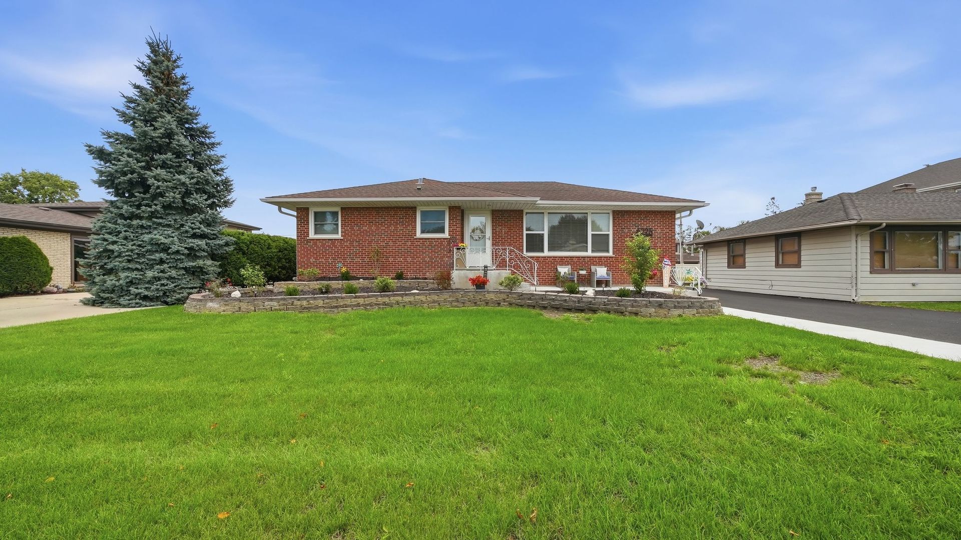6225 Hawthorne Street — photo