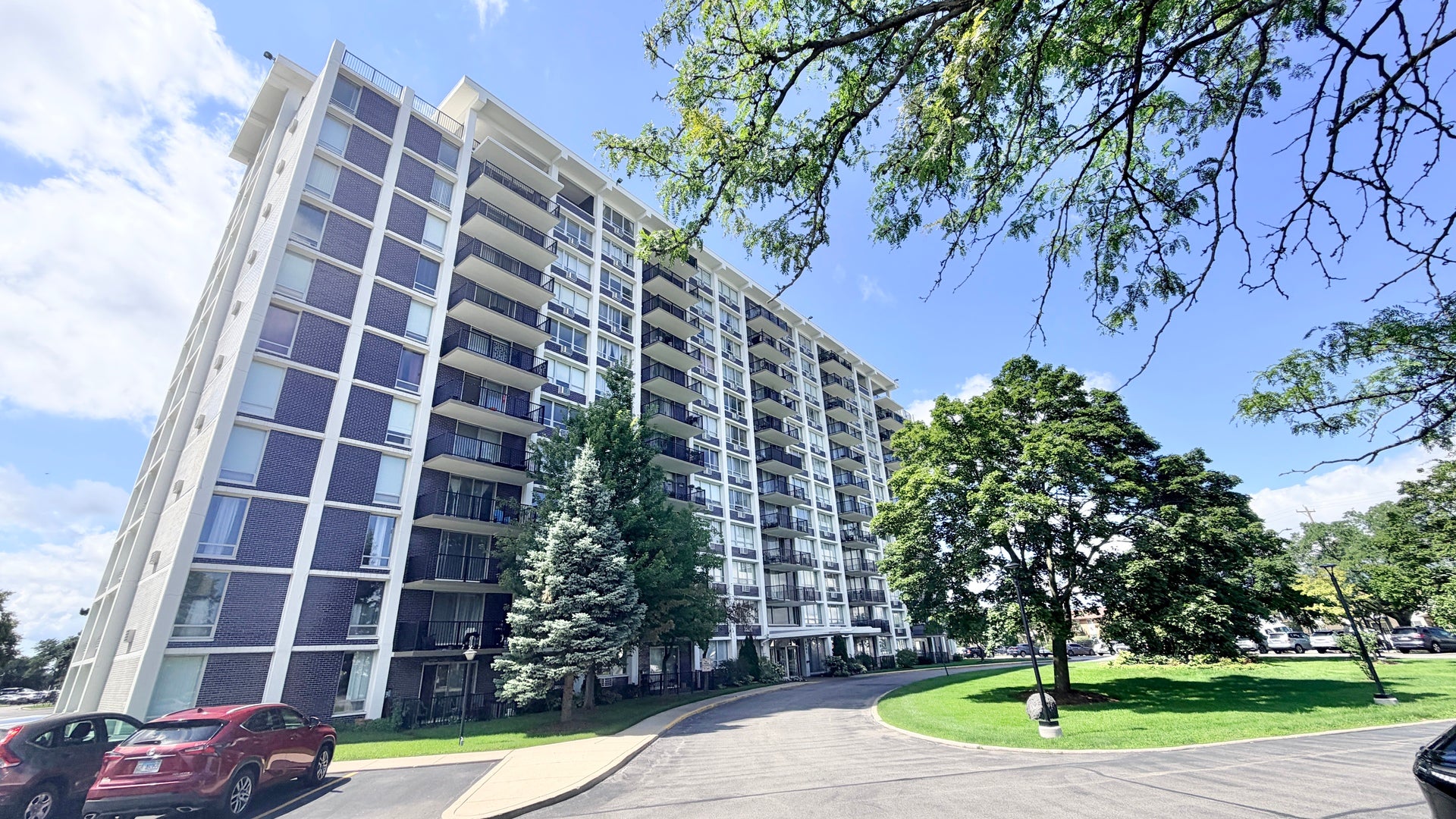 8801 W Golf Road 10B — photo