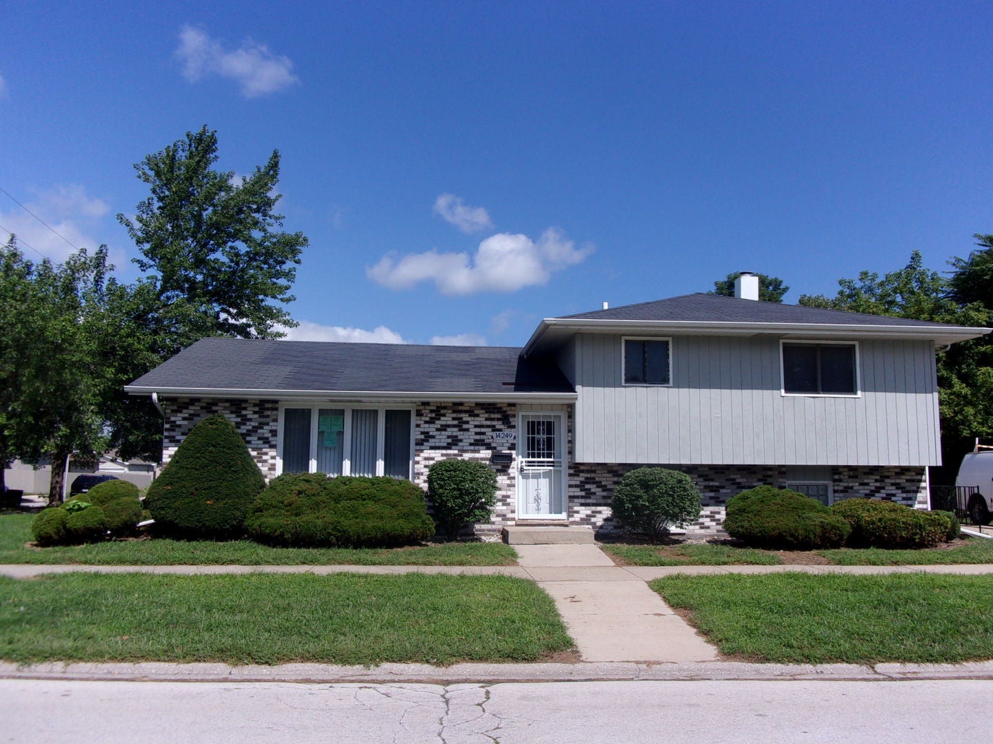 14249 Evans Avenue — photo