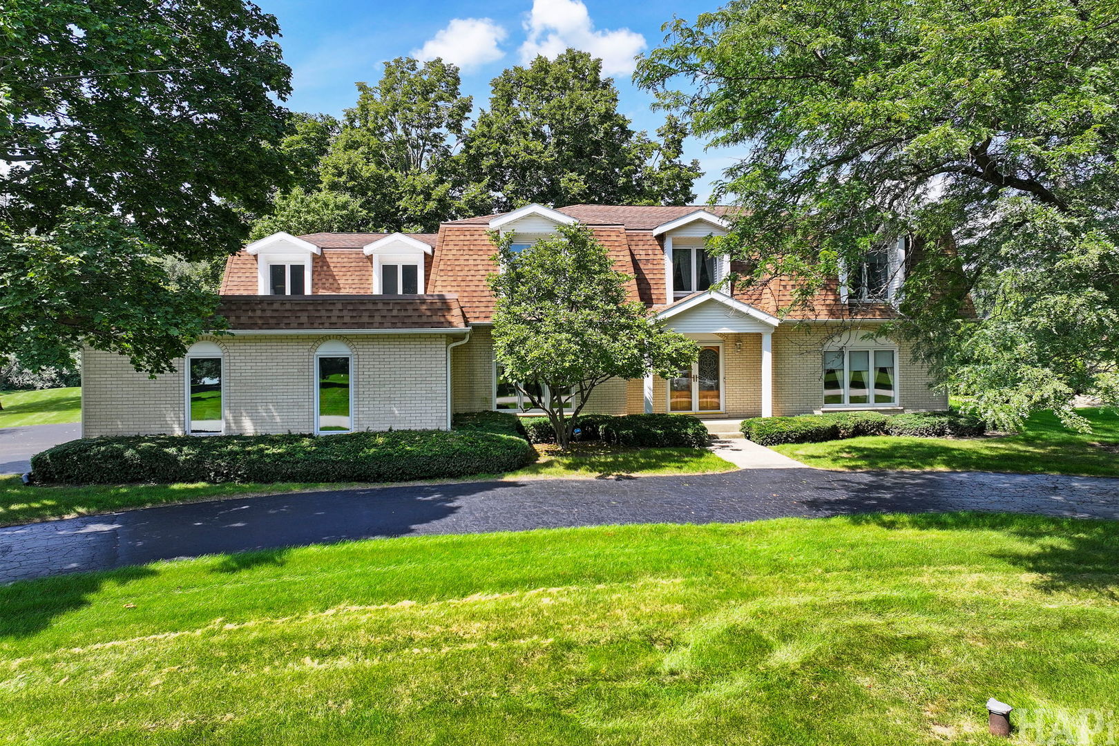 55 Watergate Drive — photo