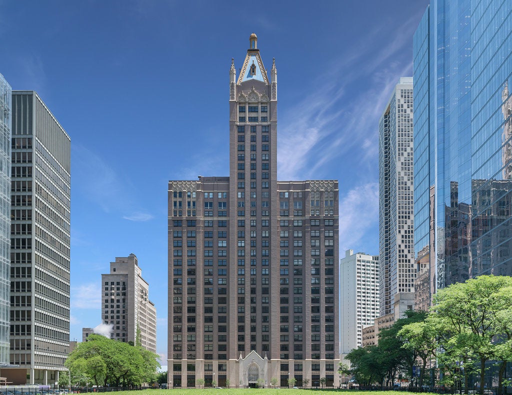 680 N Lake Shore Drive 1008 — photo