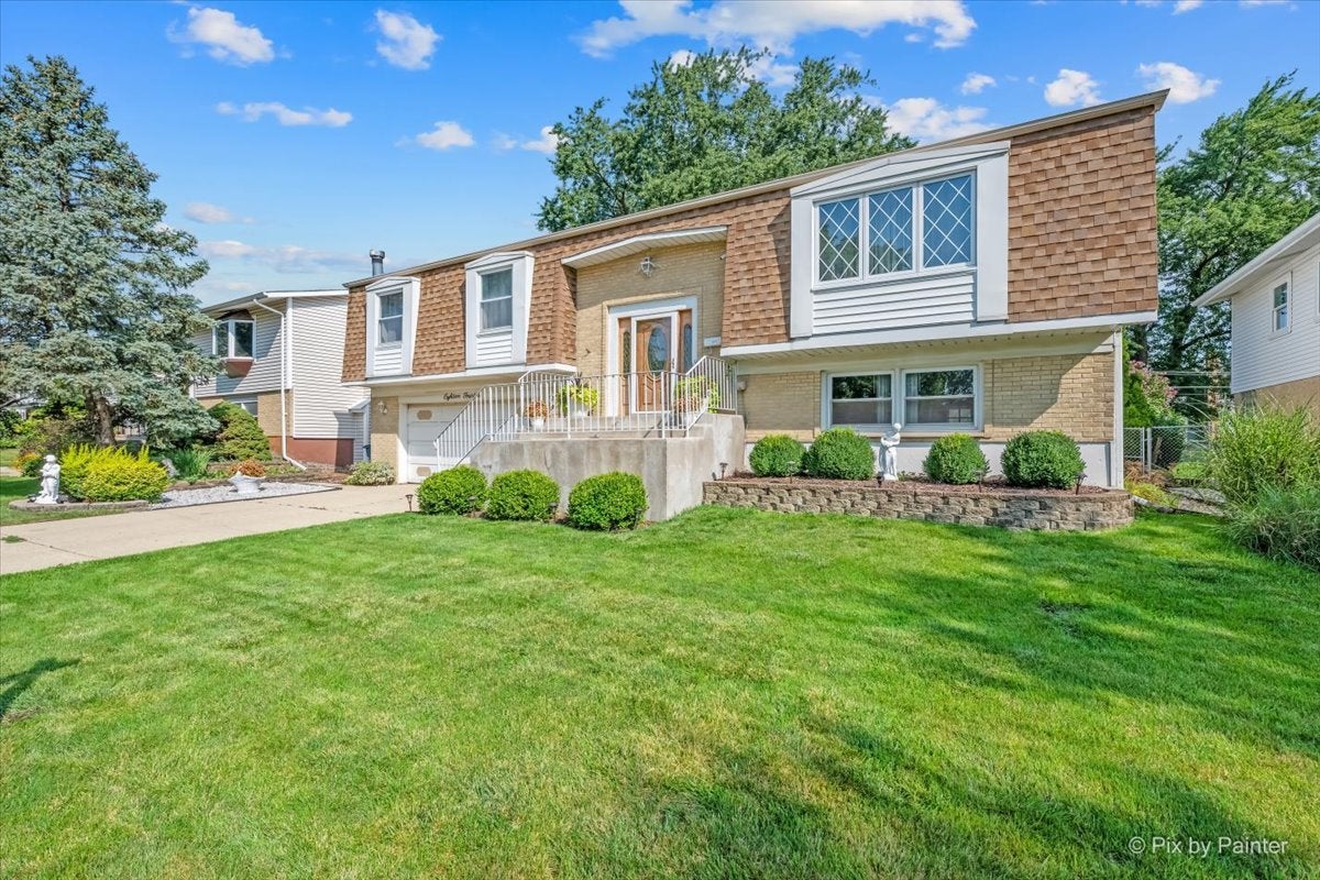 1814 W Catalpa Lane — photo
