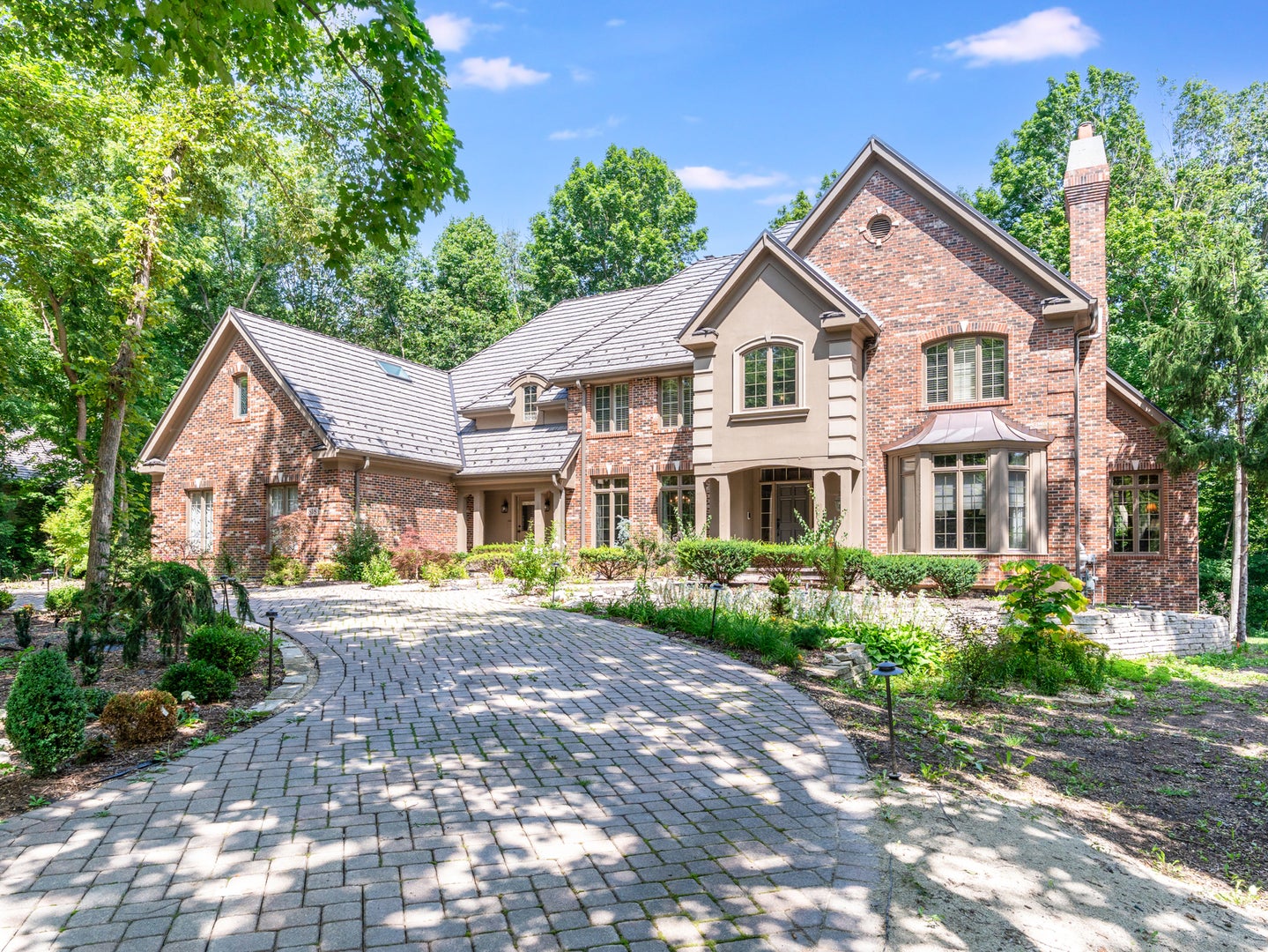 818 Fox Glen Drive — photo