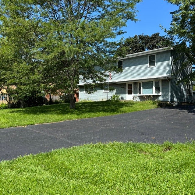 18092 W Il Rt 120 — photo